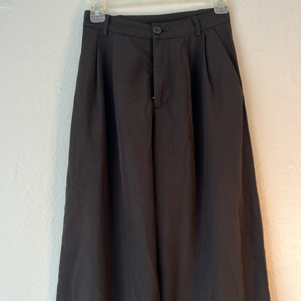 Women’s SHEIN black pants 
Waist 12’
Inseam 29’
Rise 12’
